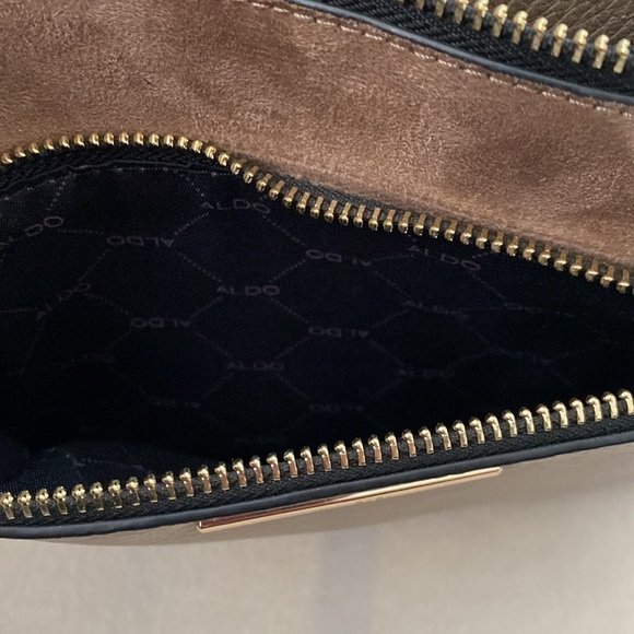 ALDO Light Brown Faux Leather Crossbody Purse, Adjustable Strap - Picture 9 of 13